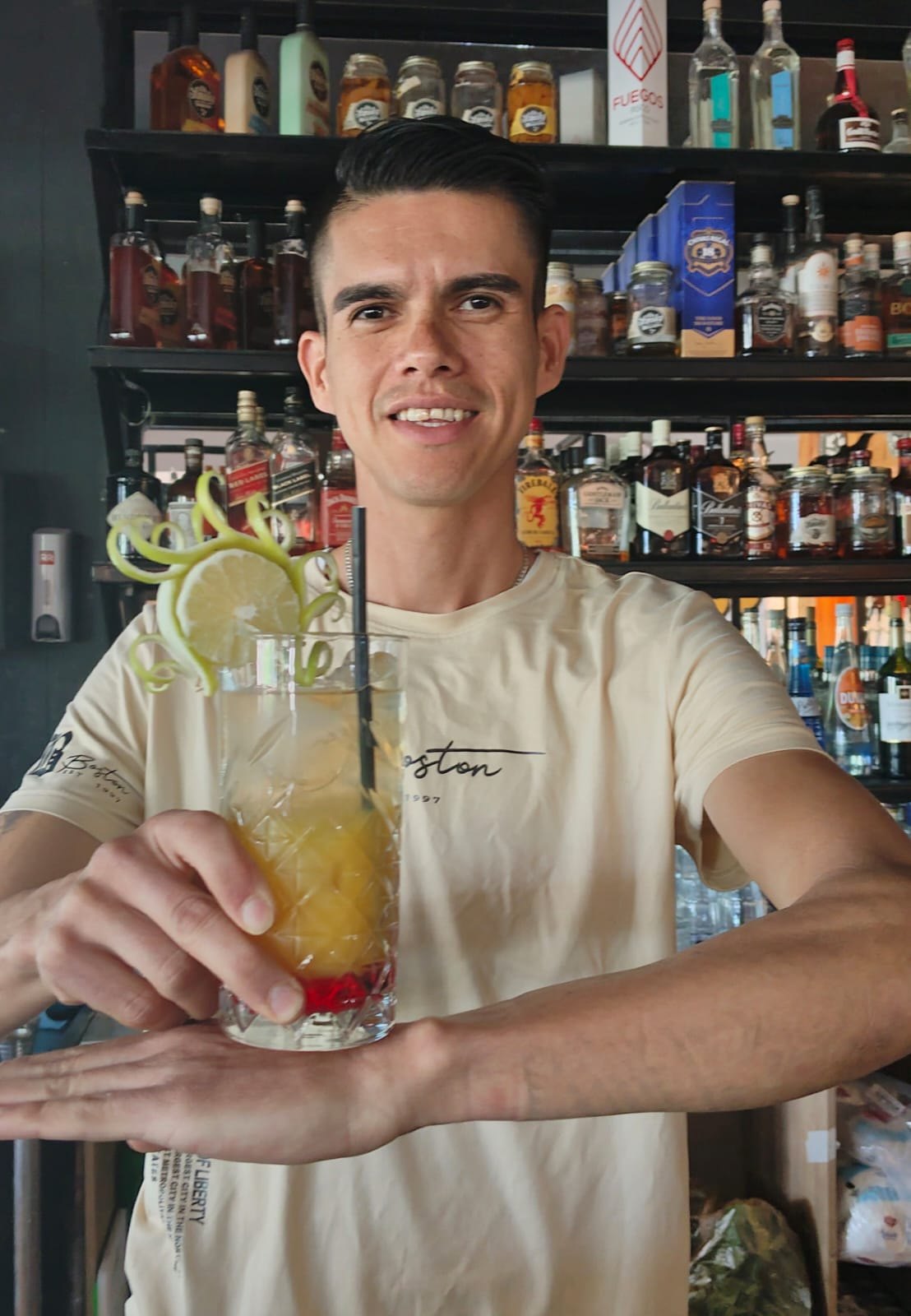 Egresado Jaider — Calama